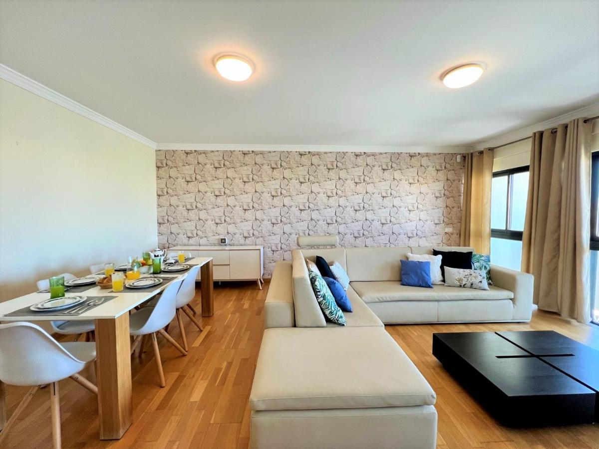 Faro Stylish 2 By Homing Apartment Bagian luar foto